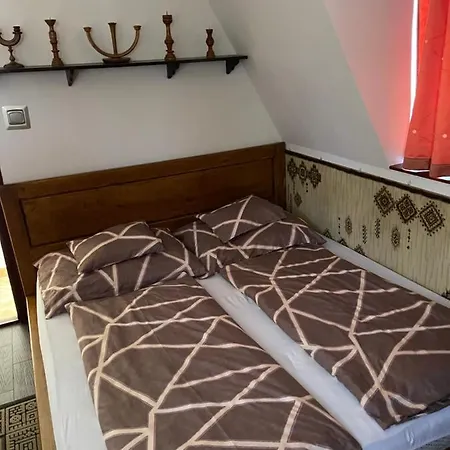 Tamas Sziveben- Egesz Evben Nyitva! Balatonföldvár