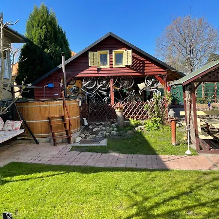 Tamas Sziveben- Egesz Evben Nyitva! דירה