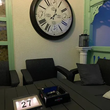 Tamas Sziveben- Egesz Evben Nyitva! * Balatonföldvár