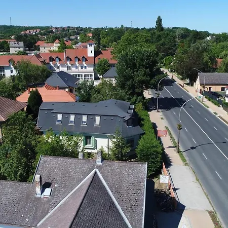 Lägenhet Tamas Sziveben- Egesz Evben Nyitva!