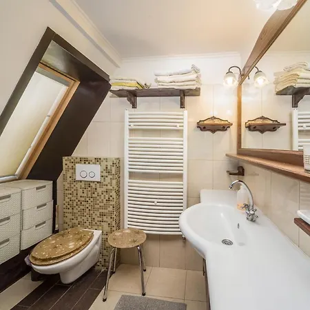 Tamas Sziveben- Egesz Evben Nyitva! Lägenhet *