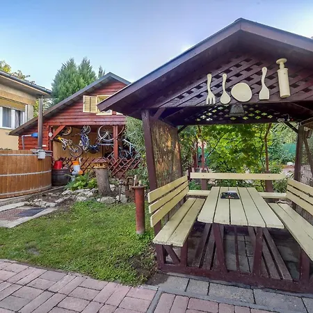 דירה Tamas Sziveben- Egesz Evben Nyitva!