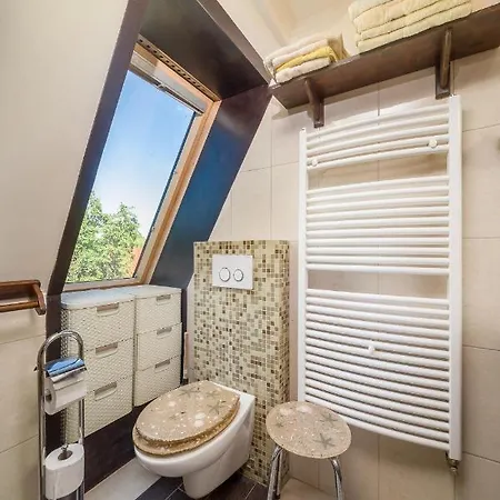 Tamas Sziveben- Egesz Evben Nyitva! Balatonföldvár