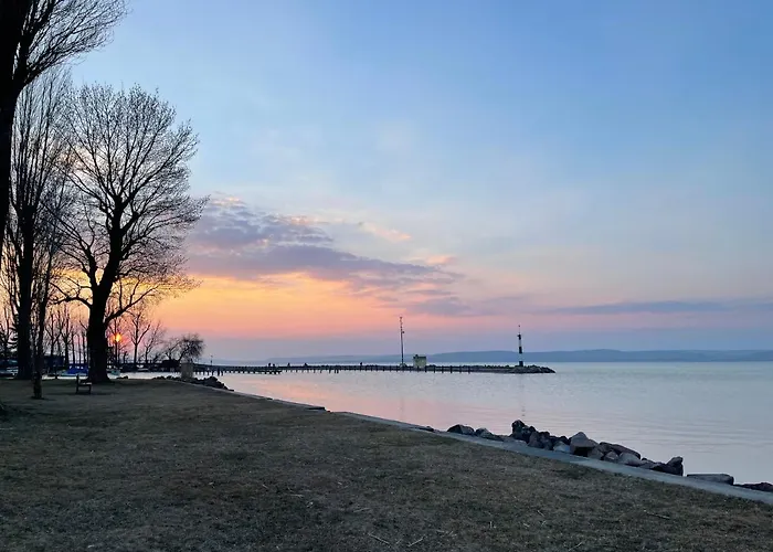 Tamas Sziveben- Egesz Evben Nyitva!
