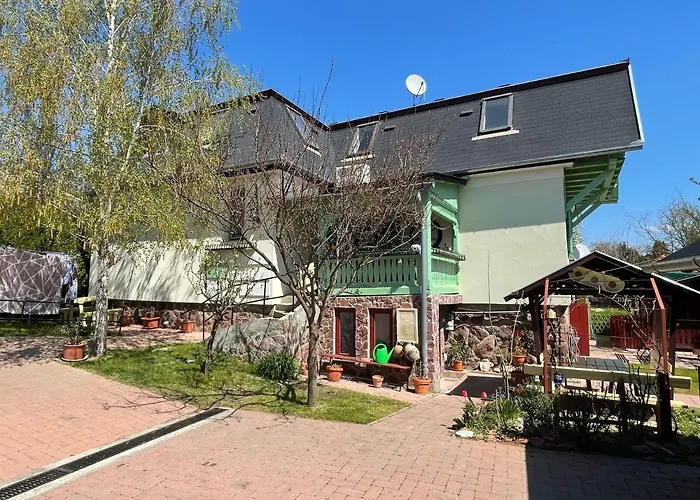 Tamas Sziveben- Egesz Evben Nyitva! * Балатонфёльдвар