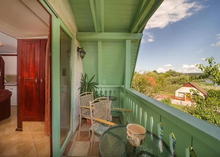 Tamas Sziveben- Egesz Evben Nyitva! Балатонфёльдвар