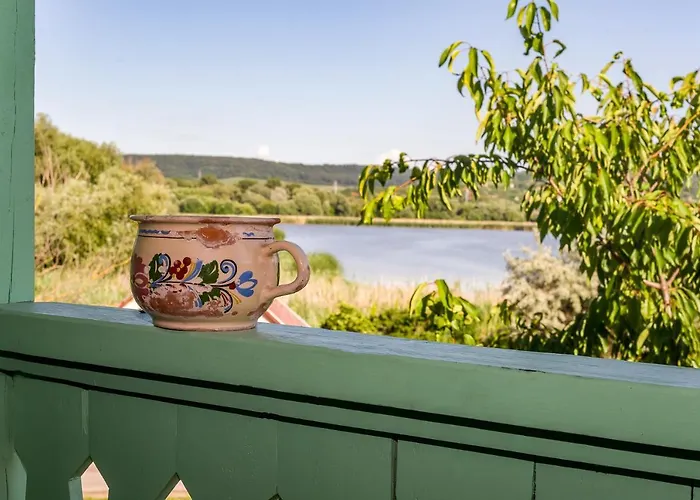 Tamas Sziveben- Egesz Evben Nyitva! *