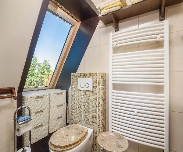 Tamas Sziveben- Egesz Evben Nyitva! Балатонфёльдвар