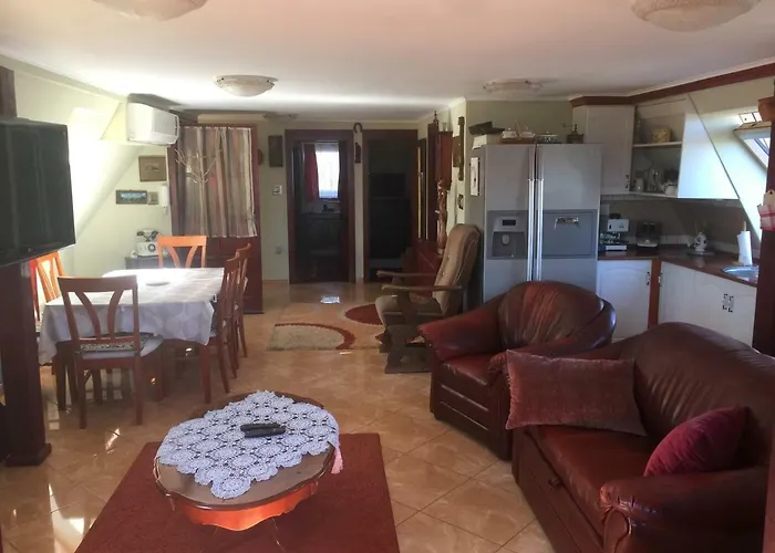 Tamás Szívében- Egész évben Nyitva! Apartamento Balatonföldvár